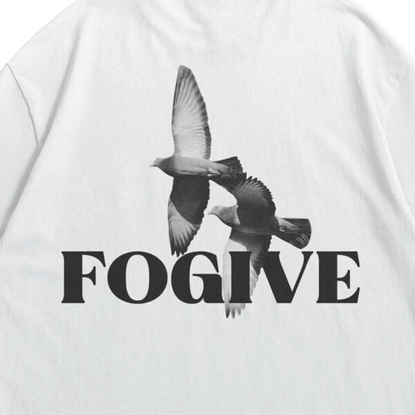 detail belakang kaos oversize fogive